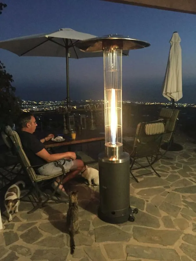 B&B Casaluthel Torrox Bed and breakfast